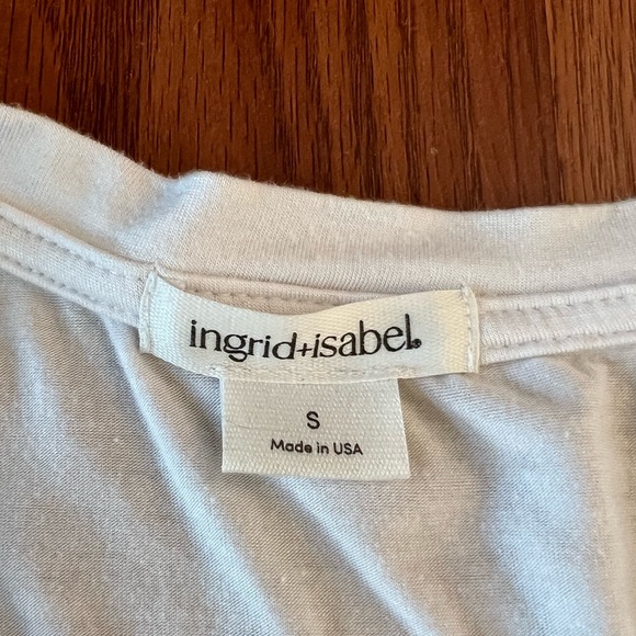 Ingrid & Isabel Maternity Scoop Neck Tee - Picture 4 of 6